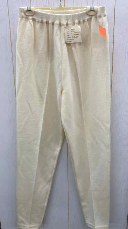 Cream Womens Size 10/12 Pants Comfortable Pleated Pants