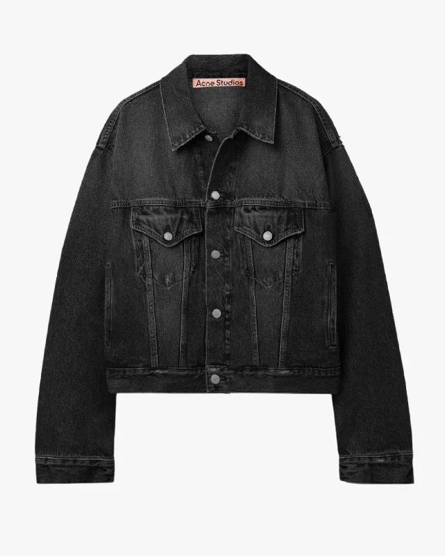 Loose Fit Cropped Denim Jacket Zippered Buttoned Snapped