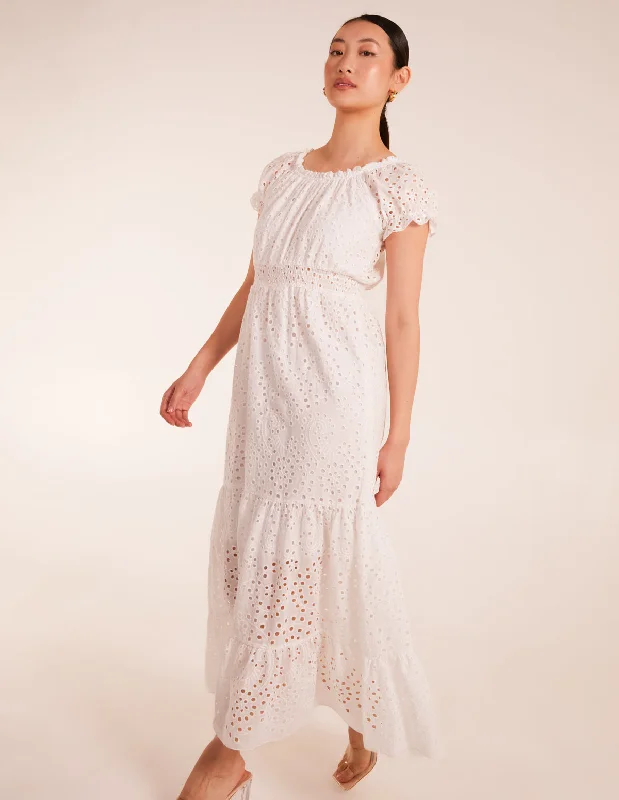 Broderie Anglaise Puff Sleeve Maxi Dress Comfortable Casual Maxi Dress
