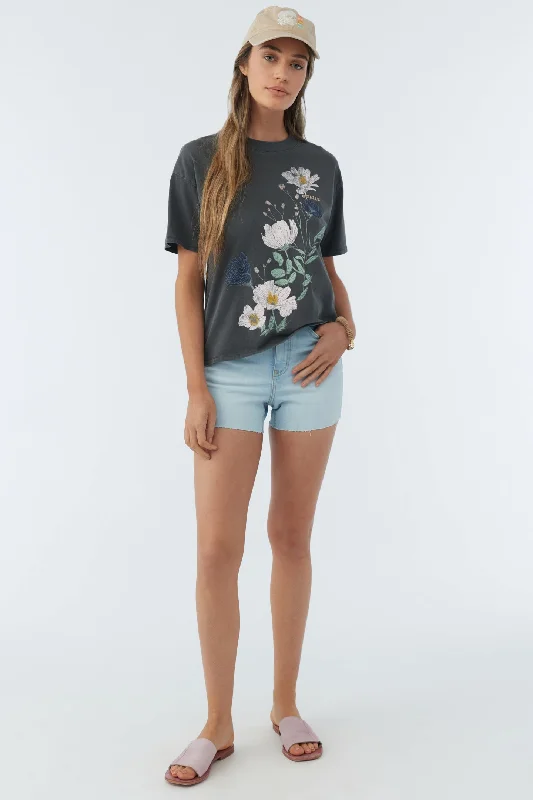 MYSTIC GARDEN TEE Graphic Embroidered Appliqued