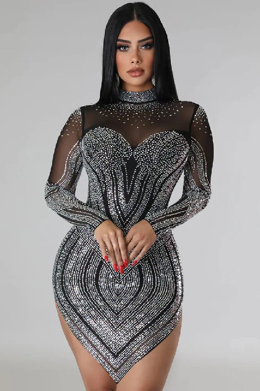 Sparkly Rhinestone Mock Neck Long Sleeve Hanky Hem Party Mini Dress - Black Chic Pleated Mini Dress Sparkly Rhinestone Mock Neck Long Sleeve Hanky Hem Party Mini Dress - Black Chic Pleated Mini Dress