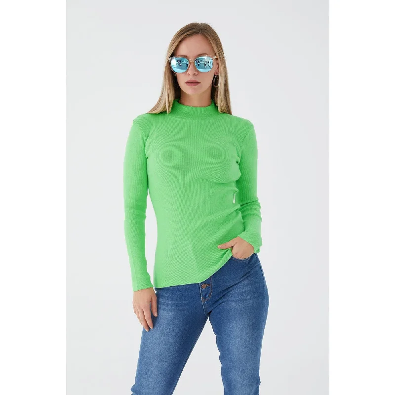 Green Turtleneck Ribbed Knitted Blouse Ruffled Neck Blouse