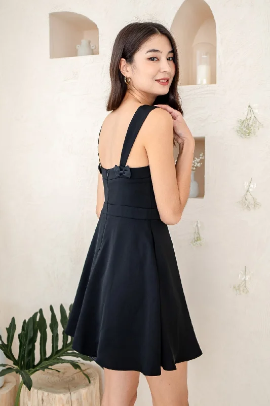 CESI BOW DETAIL MINI DRESS IN BLACK Trendy A-Line Mini Dress