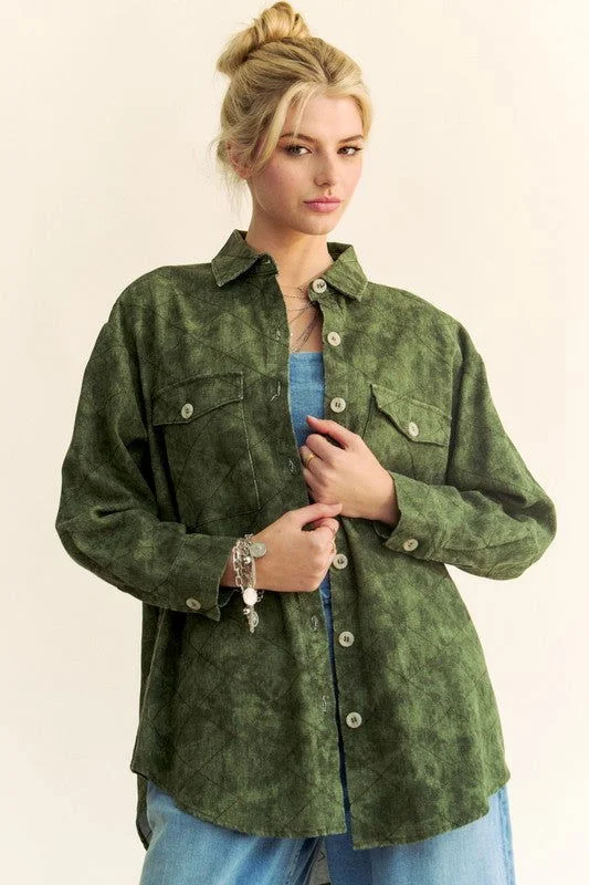 Davi & Dani Curved Hem Diamond Quilted Button Up Denim Shacket In Green Sleeveless Summer Blouse