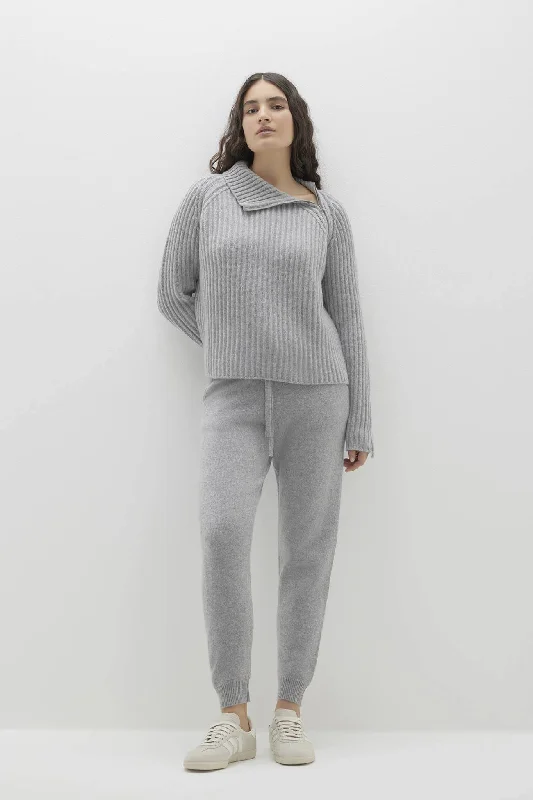 ARYANA CASHMERE TURTLENECK SWEATER Velvet Chenille Corduroy
