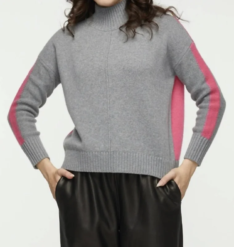 Colorblock Turtleneck Sweater In Cloud Ribbed Striped Patterned