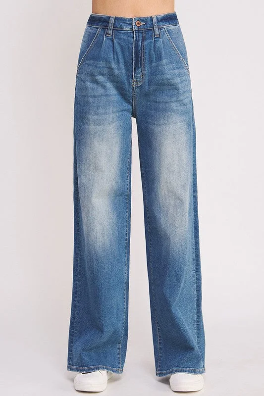 High Rise Pleat Detail Trouser Jeans W/ Stretch Fashionable Cropped Denim Jeans