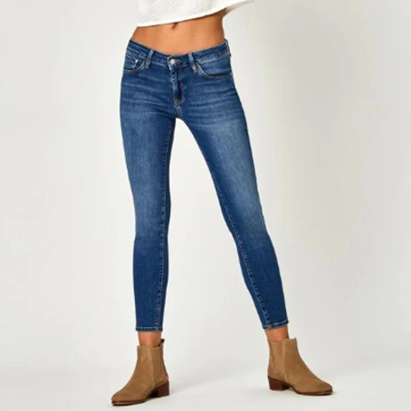 MAVI Womens Adriana Ankle Jeans Size 25 Blue Mid Rise Super Skinny Supersoft NWT Fashionable Jeggings Style Jeans MAVI Womens Adriana Ankle Jeans Size 25 Blue Mid Rise Super Skinny Supersoft NWT Fashionable Jeggings Style Jeans