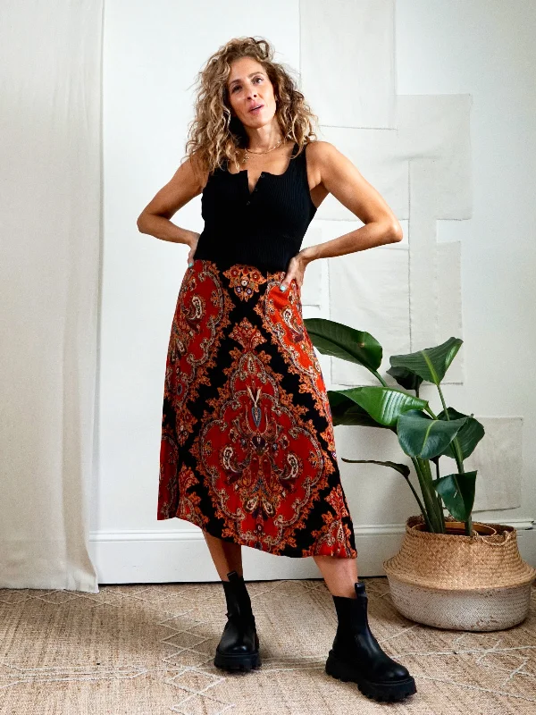 Vintage Terracotta Paisley Skirt zip skirt side